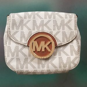 Small Michael Kors crossbody